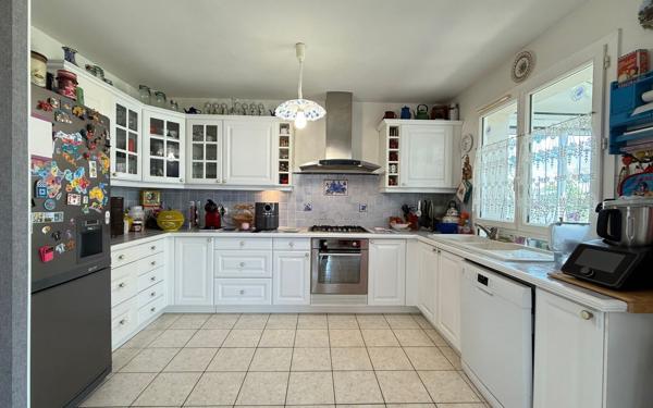 Maison à vendre    5 pièces •  Saint-Palais-sur-Mer