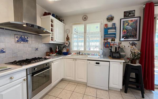 Maison à vendre    5 pièces •  Saint-Palais-sur-Mer