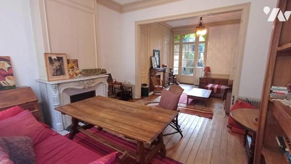 BAS HENRIVILLE, proche CENTRE : Maison avec cachet de 169 m2 avec JARDIN 