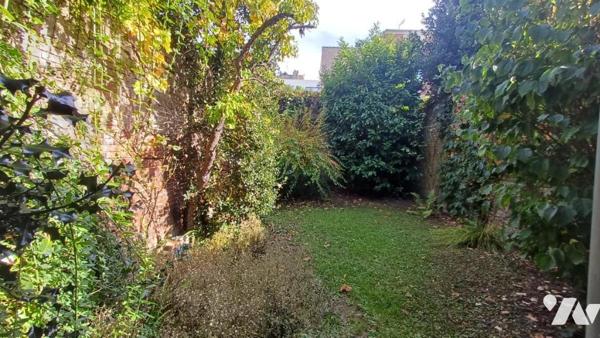 BAS HENRIVILLE, proche CENTRE : Maison avec cachet de 169 m2 avec JARDIN 