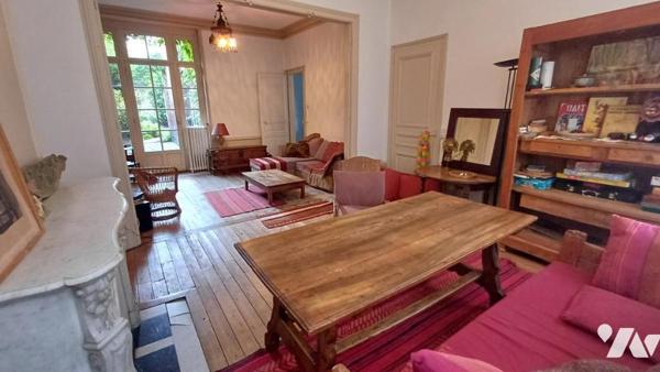 BAS HENRIVILLE, proche CENTRE : Maison avec cachet de 169 m2 avec JARDIN 