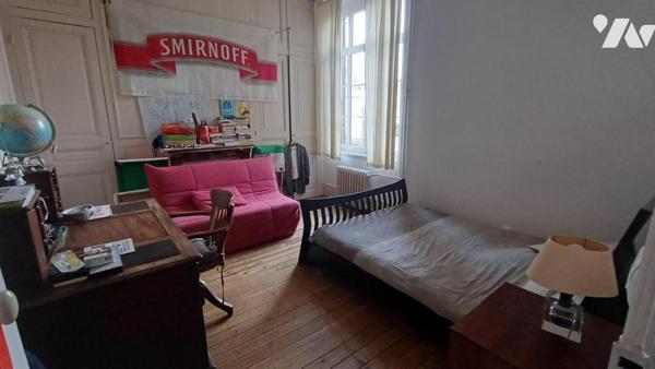 BAS HENRIVILLE, proche CENTRE : Maison avec cachet de 169 m2 avec JARDIN 