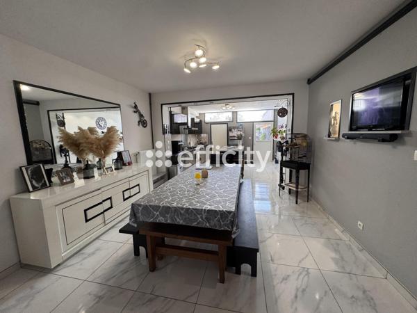 Maison
         7 pièces
        - 108 m² 175 000 € *