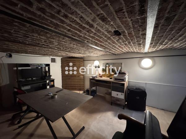 Maison
         7 pièces
        - 108 m² 175 000 € *