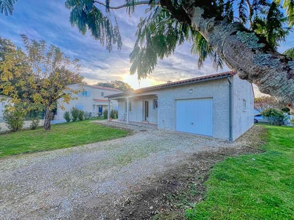 Royan -Maison de plain-pied avec jardin et grand garage Royan