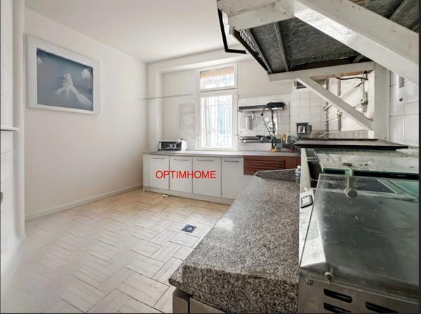 À VENDRE – MURS COMMERCIAUX + APPARTEMENT – 212 m² MONTROUGE (92120)
