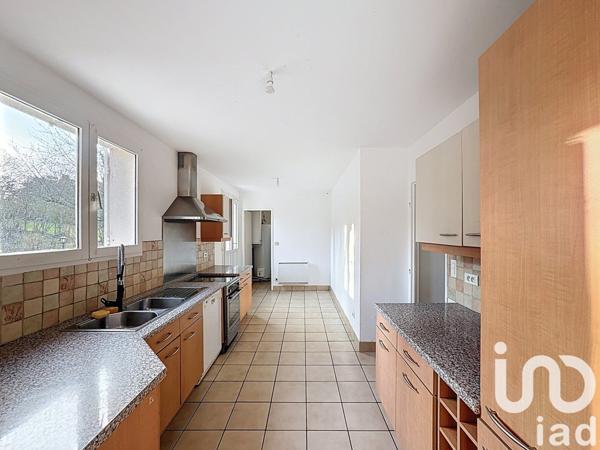Maison à vendre 5 pièces 138 m² Louveciennes