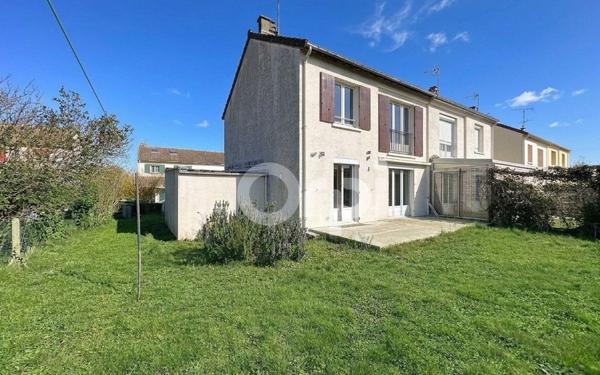 Maison à vendre    4 pièces • 87 m2 Crépy-en-Valois