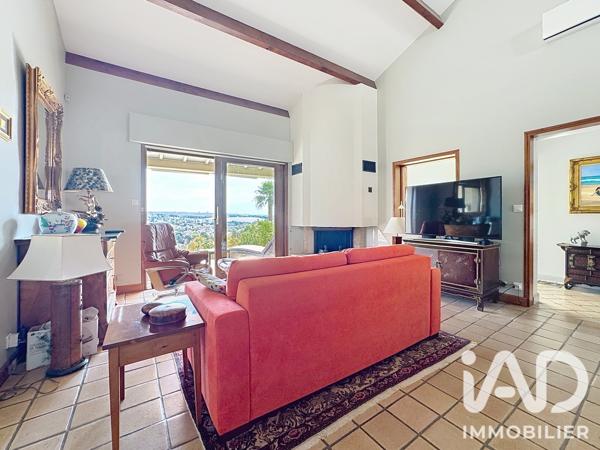 Maison à vendre 5 pièces 160 m² Ruelle-sur-Touvre