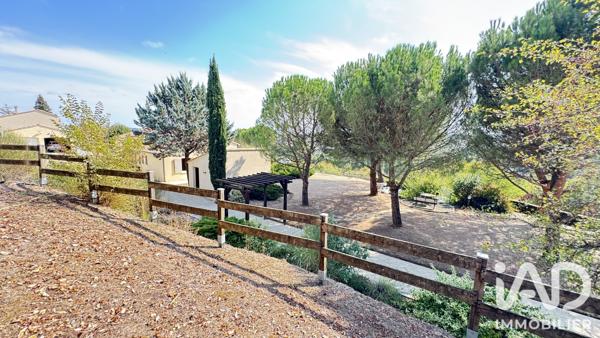 Maison à vendre 5 pièces 160 m² Ruelle-sur-Touvre