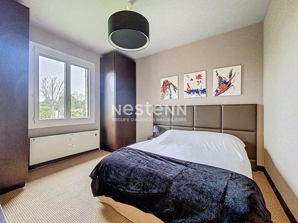 SOUS OFFRE - CUGNAUX - Villa d'architecte de 7 pièces avec Piscine, pool house et 2 grands garages