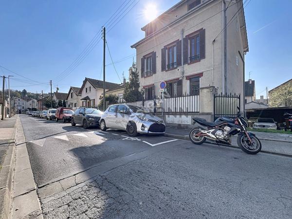 Immeuble de rapport - 4 appartements - Fort potentiel