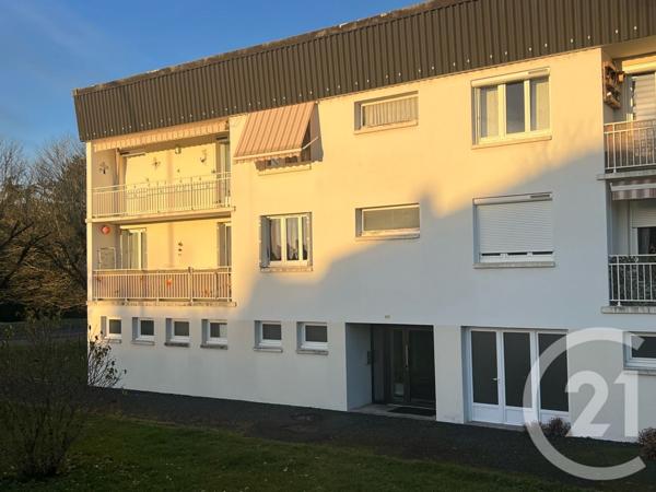 Appartement F4 à vendre  4 pièces - 75 m2 ARPAJON SUR CERE - 15