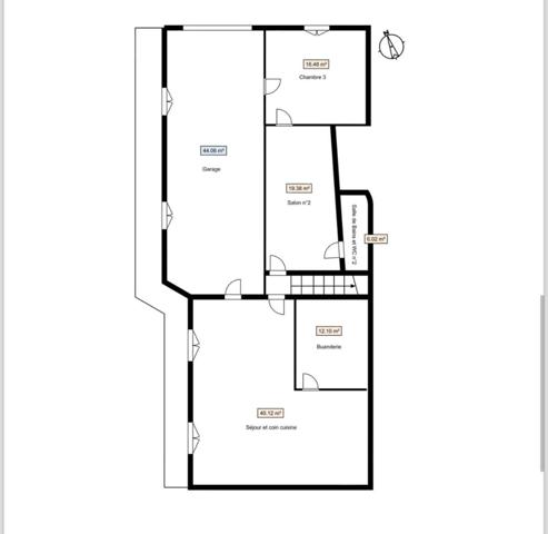 MAISON PROVENCALE VUE EPOUSTOUFLANTE - A REMETTRE AU GOUT DU JOUR.