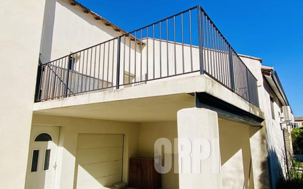 Maison à vendre    3 pièces • 52,90 m2 Carpentras