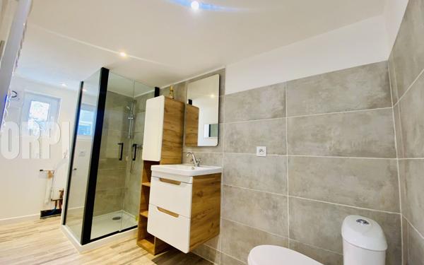 Maison à vendre    3 pièces • 52,90 m2 Carpentras