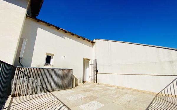 Maison à vendre    3 pièces • 52,90 m2 Carpentras