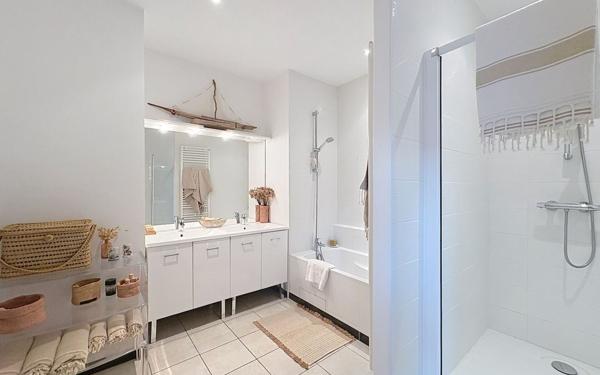 Appartement à vendre    5 pièces •  Biarritz