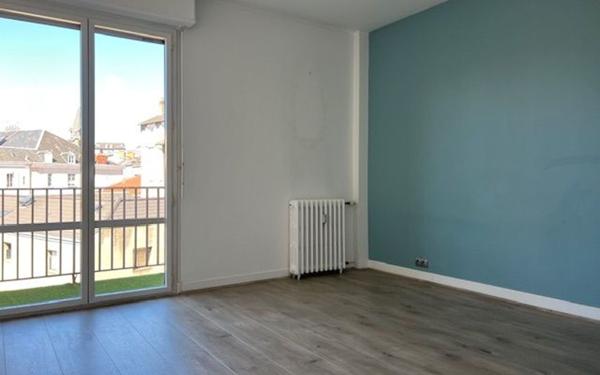 Appartement à vendre    4 pièces • 128,35 m2 Limoges