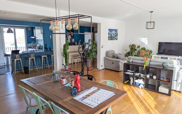 Appartement à vendre    4 pièces • 128,35 m2 Limoges