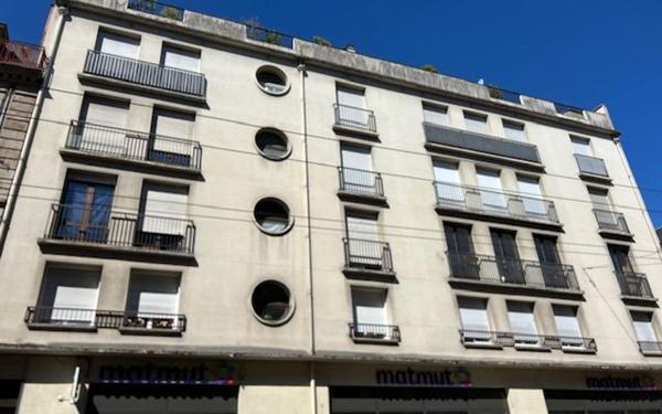 Appartement à vendre    4 pièces • 128,35 m2 Limoges