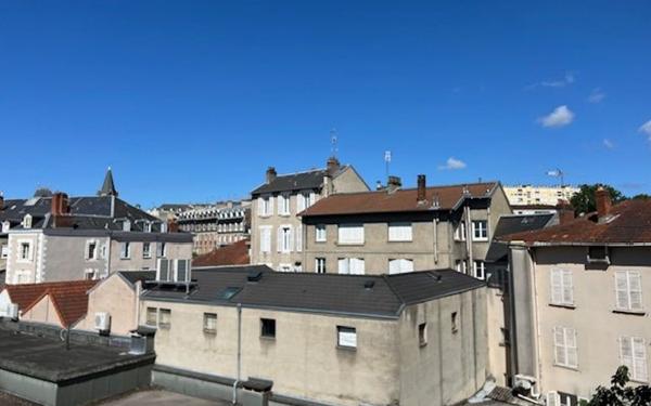 Appartement à vendre    4 pièces • 128,35 m2 Limoges