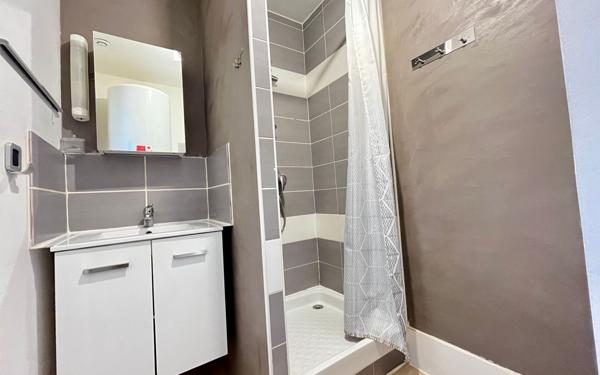 Appartement à vendre    2 pièces •  Miramas