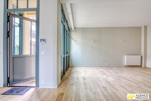 Versailles Notre DAME - Maison 3 pièces de 83.70 m² avec Terrasses €930 000 ** - Référence 27239