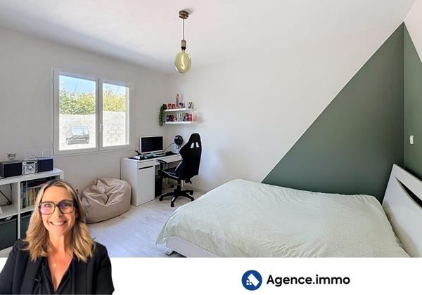 À vendre - Maison plain-pied, 6 pièces située à Saint-Ciers-sur-Gironde (33820)