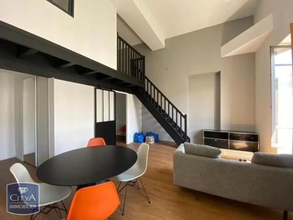 Appartement à louer 4 pièces 68.7m²