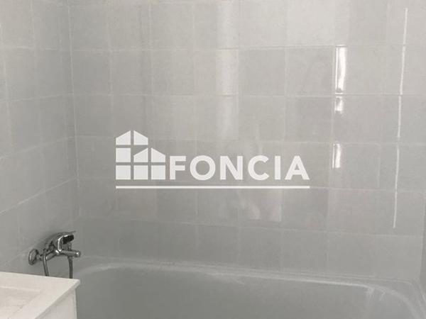 Location Studio 27.3 m² - 415 AVENUE DE RAVANASSE Aix-en-provence 13090