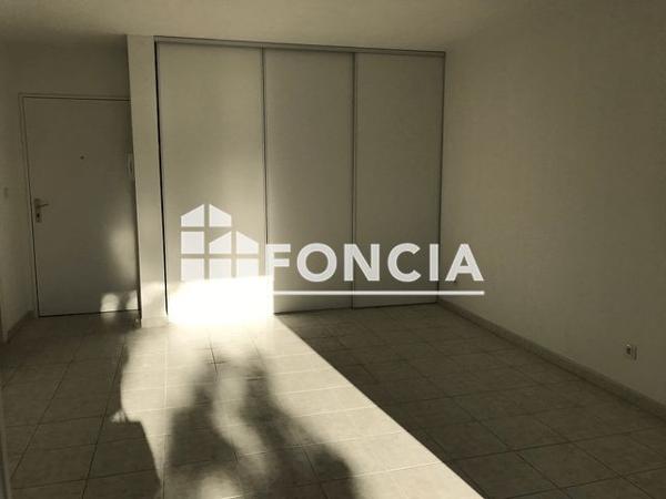 Location Studio 27.3 m² - 415 AVENUE DE RAVANASSE Aix-en-provence 13090