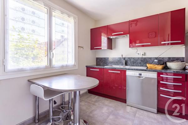 Maison à vendre  7 pièces - 135,62 m2 ST ARNOULT EN YVELINES - 78
