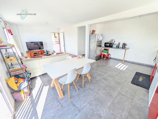 Haut de villa F4 à La Saline les Hauts