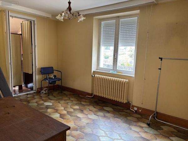 Maison à vendre à Ergué-Gabéric dans le Finistère (29500), ref : MAIS/1003   
Bourg