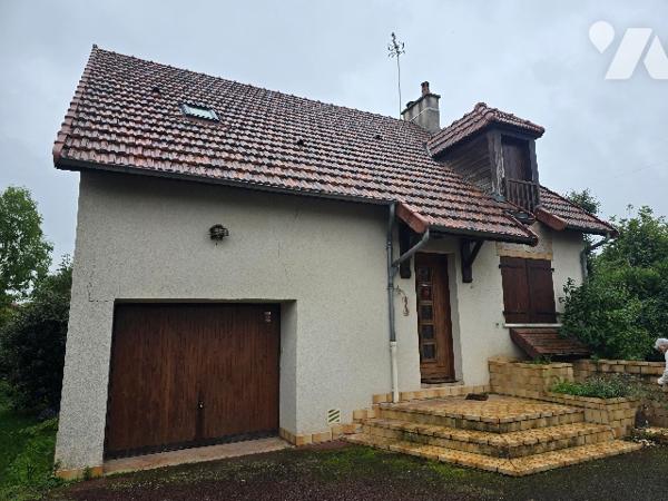 Pavillon proches des commerces et écoles.