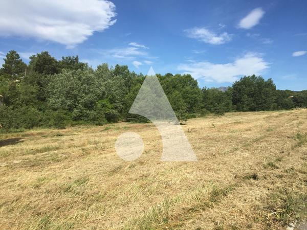 Terrain 1618 m2