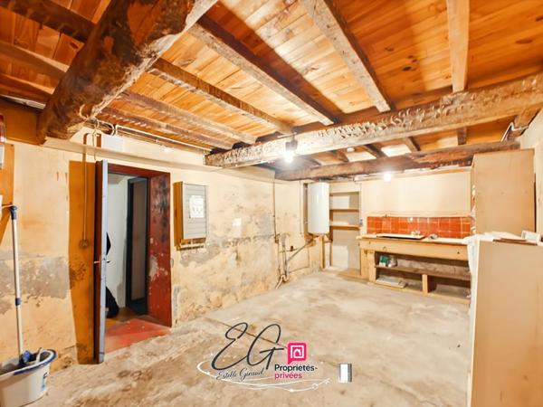 Maison de village, 3 chambres, terrasse, atelier - Caunes-Minervois