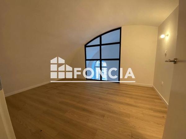 Location Appartement 3 pièces 76.83 m² - 54 RUE DE LILLE Valenciennes 59300