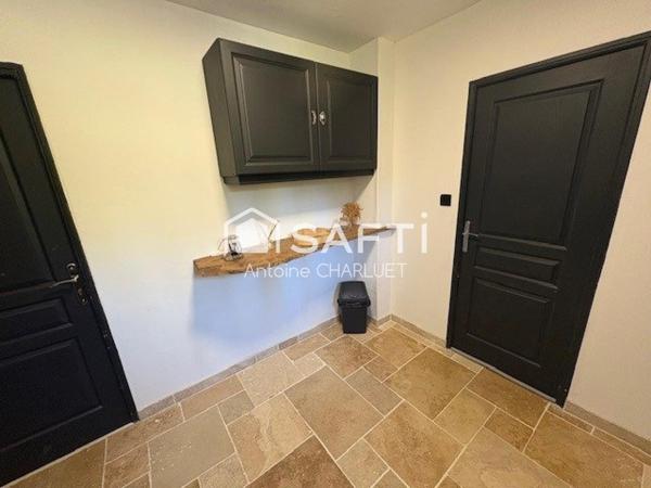 COUP DE CŒUR – PERLE RARE EN CAMPAGNE DE CHÂTILLON-SUR-INDRE ! 255 m² – 4 chambres – Terrain  6635 m²