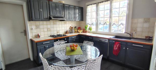 Maison Familiale de 141m², 5 chambres dans résidence prisée