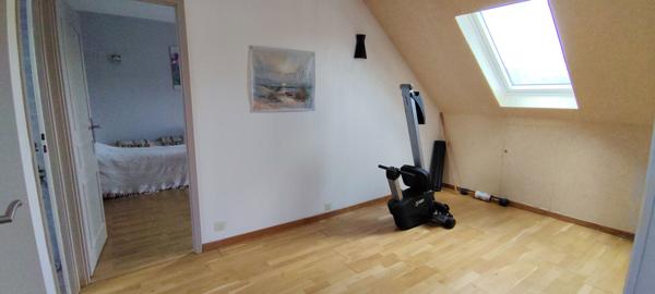 Maison Familiale de 141m², 5 chambres dans résidence prisée