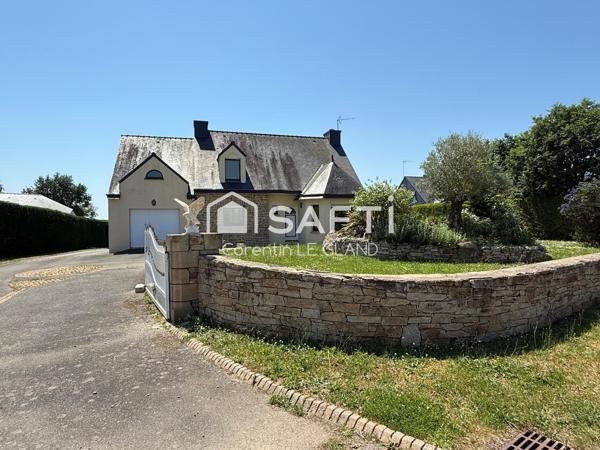 Maison avec sous-sol sur beau terrain arboré