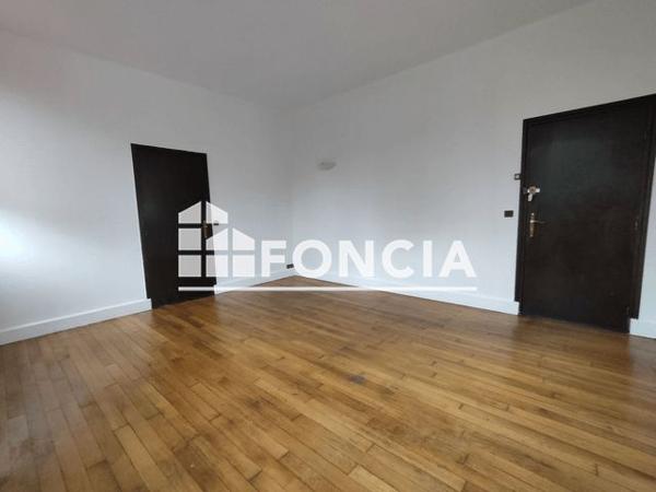 Location Studio 33.78 m² - 54 AVENUE EMILE COSSONNEAU A Noisy Le Grand 93160