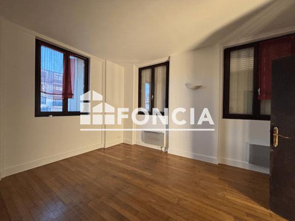 Location Studio 33.78 m² - 54 AVENUE EMILE COSSONNEAU A Noisy Le Grand 93160
