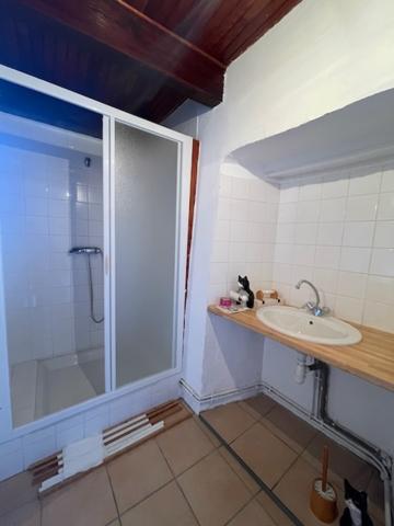 APPARTEMENT T2 PROCHE STATION MONTCLAR
