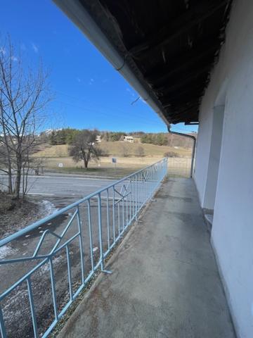 APPARTEMENT T2 PROCHE STATION MONTCLAR