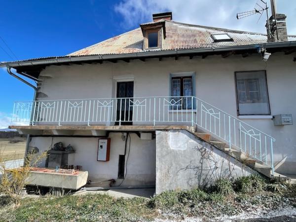 APPARTEMENT T2 PROCHE STATION MONTCLAR