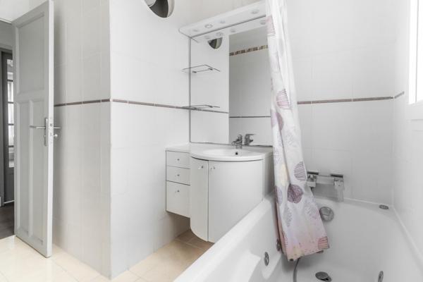 Viroflay RG - Immeuble 1930 sécurisé