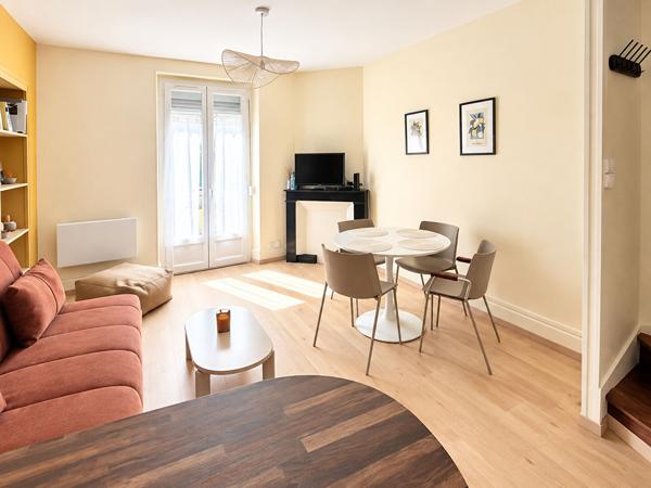 HYPER-CENTRE ? IMMEUBLE MIXTE À FORT POTENTIEL 120 000 €